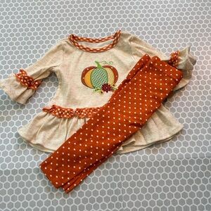 NWT Baby Essentials Cream Top with Pumpkin&  Orange Polka Dot Leggings   Size 9M